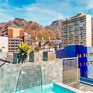 https://urban-oasis-aparthotel-and-spa.hotels-capetown.com