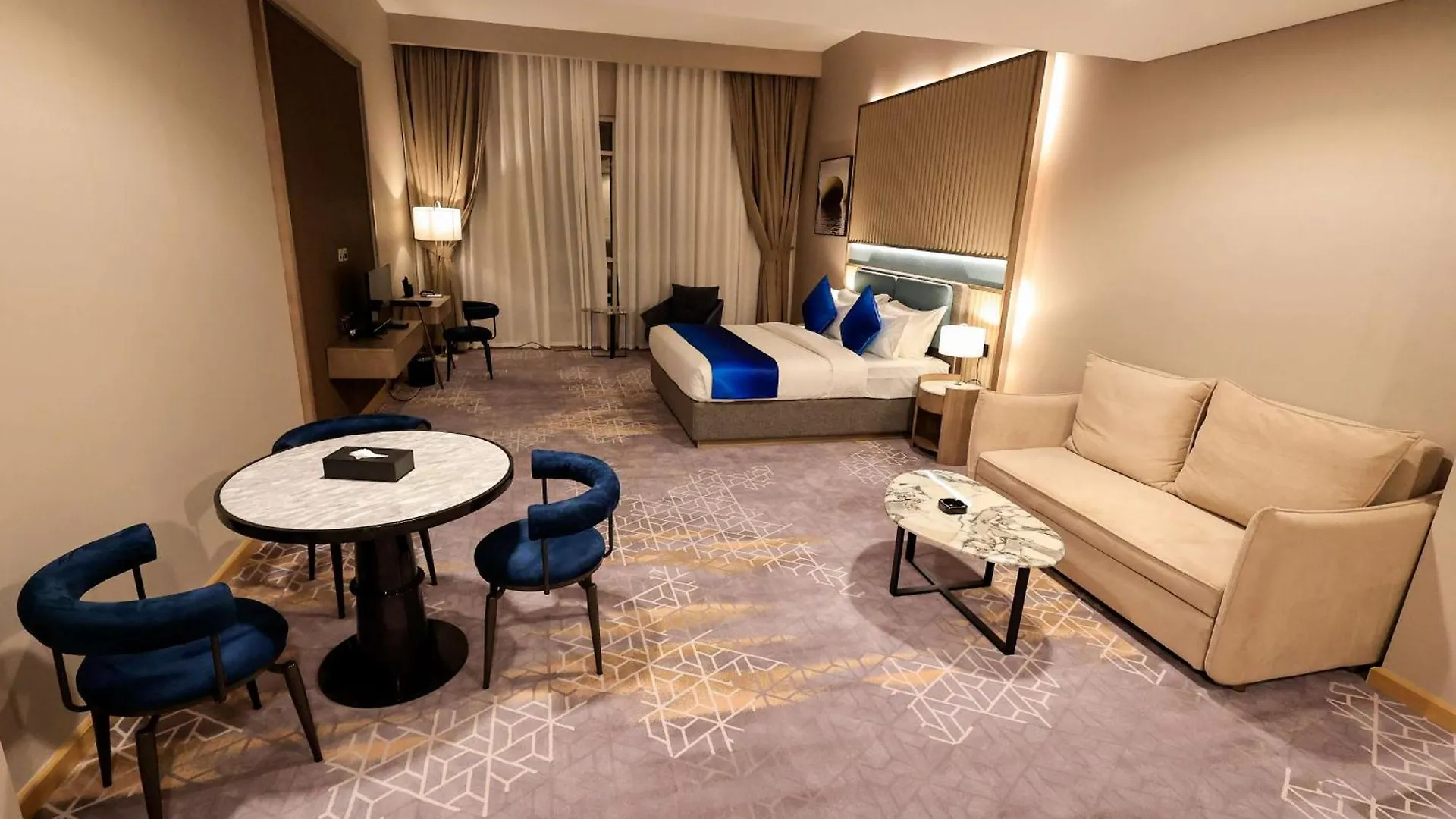 Best Western Premier M Four Hotel Дубай