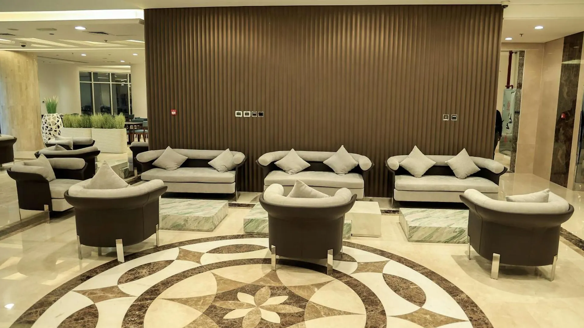 Best Western Premier M Four Hotel Дубай