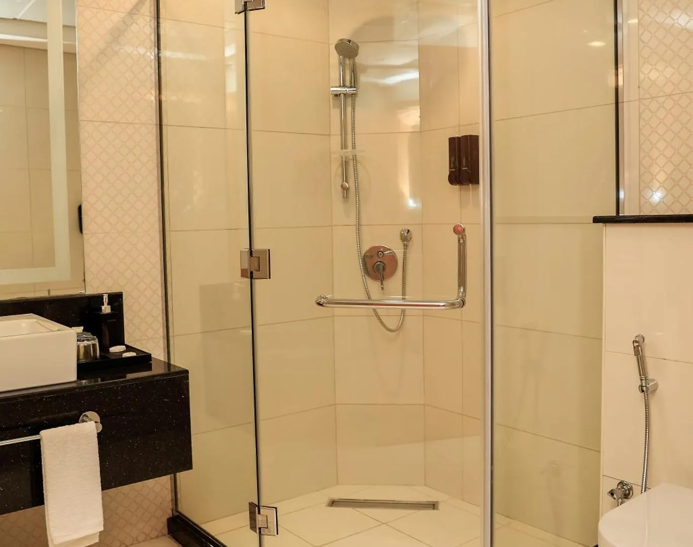 Best Western Premier M Four Hotel Дубай 4*,  ОАЭ